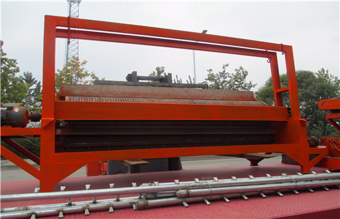 永磁濕式磁選機，山東永磁濕式磁選機價格_山東永磁濕式磁選機價格的個性化發展_釩鈦鐵礦山東永磁濕式磁選機價格型號參數及磁場強度