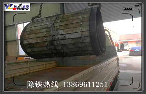 皮帶機除鐵器,皮帶機除鐵器安裝圖_皮帶機除鐵器安裝圖怎么調(diào)整皮帶原因及如何調(diào)_刮板價格 皮帶機除鐵器,皮帶機除鐵器安裝圖_皮帶機除鐵器安裝圖怎么調(diào)整皮帶原因及如何調(diào)_刮板價格