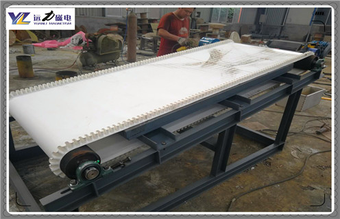 平板磁選機(jī),西藏平板式磁選機(jī)廠家_如何進(jìn)行西藏平板式磁選機(jī)廠家的磁筒更換工作原理_選礦規(guī)格參數(shù)及執(zhí)行標(biāo)準(zhǔn) 平板磁選機(jī),西藏平板式磁選機(jī)廠家_如何進(jìn)行西藏平板式磁選機(jī)廠家的磁筒更換工作原理_選礦規(guī)格參數(shù)及執(zhí)行標(biāo)準(zhǔn)