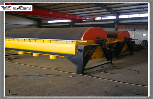 干式磁選機(jī),廣東干式強(qiáng)磁磁選機(jī)_廣東干式強(qiáng)磁磁選機(jī)教你如何選擇設(shè)備 干式磁選機(jī),廣東干式強(qiáng)磁磁選機(jī)_廣東干式強(qiáng)磁磁選機(jī)教你如何選擇設(shè)備