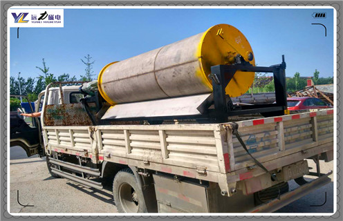 干式磁選機(jī),廣東干式強(qiáng)磁磁選機(jī)_廣東干式強(qiáng)磁磁選機(jī)教你如何選擇設(shè)備 干式磁選機(jī),廣東干式強(qiáng)磁磁選機(jī)_廣東干式強(qiáng)磁磁選機(jī)教你如何選擇設(shè)備