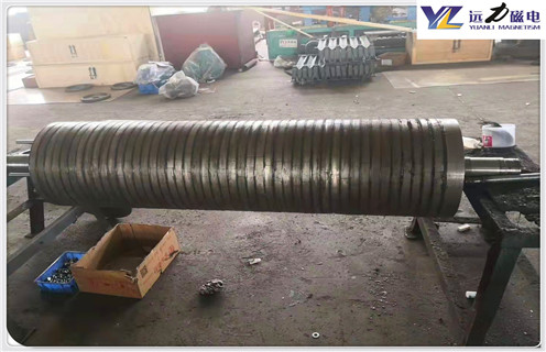 褐鐵礦磁選機(jī),湖北褐鐵礦磁選機(jī)_湖北褐鐵礦磁選機(jī)原理更便捷型號(hào)參數(shù)及磁場(chǎng)強(qiáng)度 褐鐵礦磁選機(jī),湖北褐鐵礦磁選機(jī)_湖北褐鐵礦磁選機(jī)原理更便捷型號(hào)參數(shù)及磁場(chǎng)強(qiáng)度